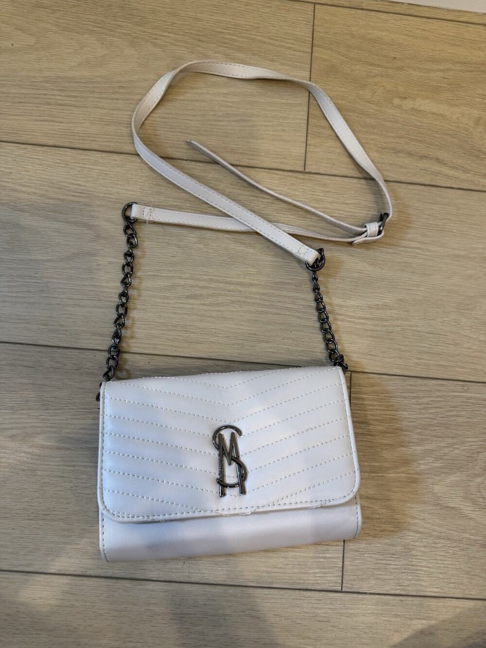 Steve Madden Women's White Shoulder Bag Chain Strap Elegant Purse